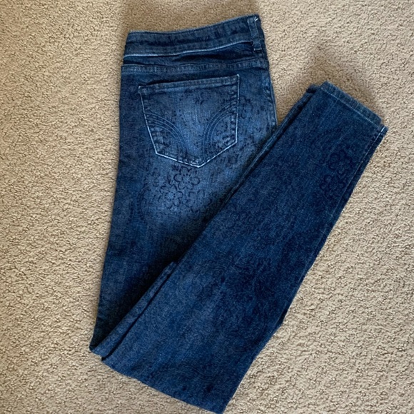 Hollister Flower Patterned Jeans - Picture 6 of 7